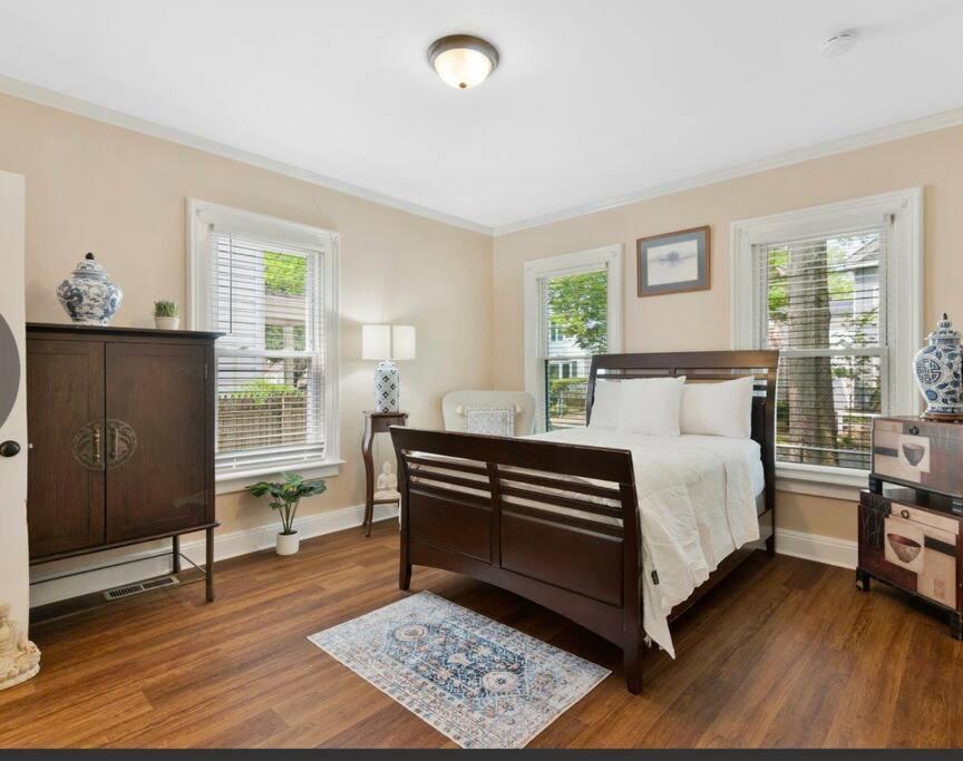 Beautiful Studio Apartment In Historic House 뉴헤이번 외부 사진