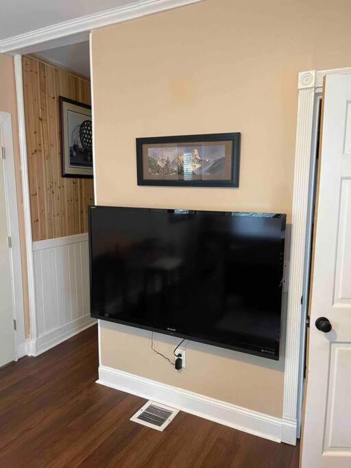 Beautiful Studio Apartment In Historic House 뉴헤이번 외부 사진